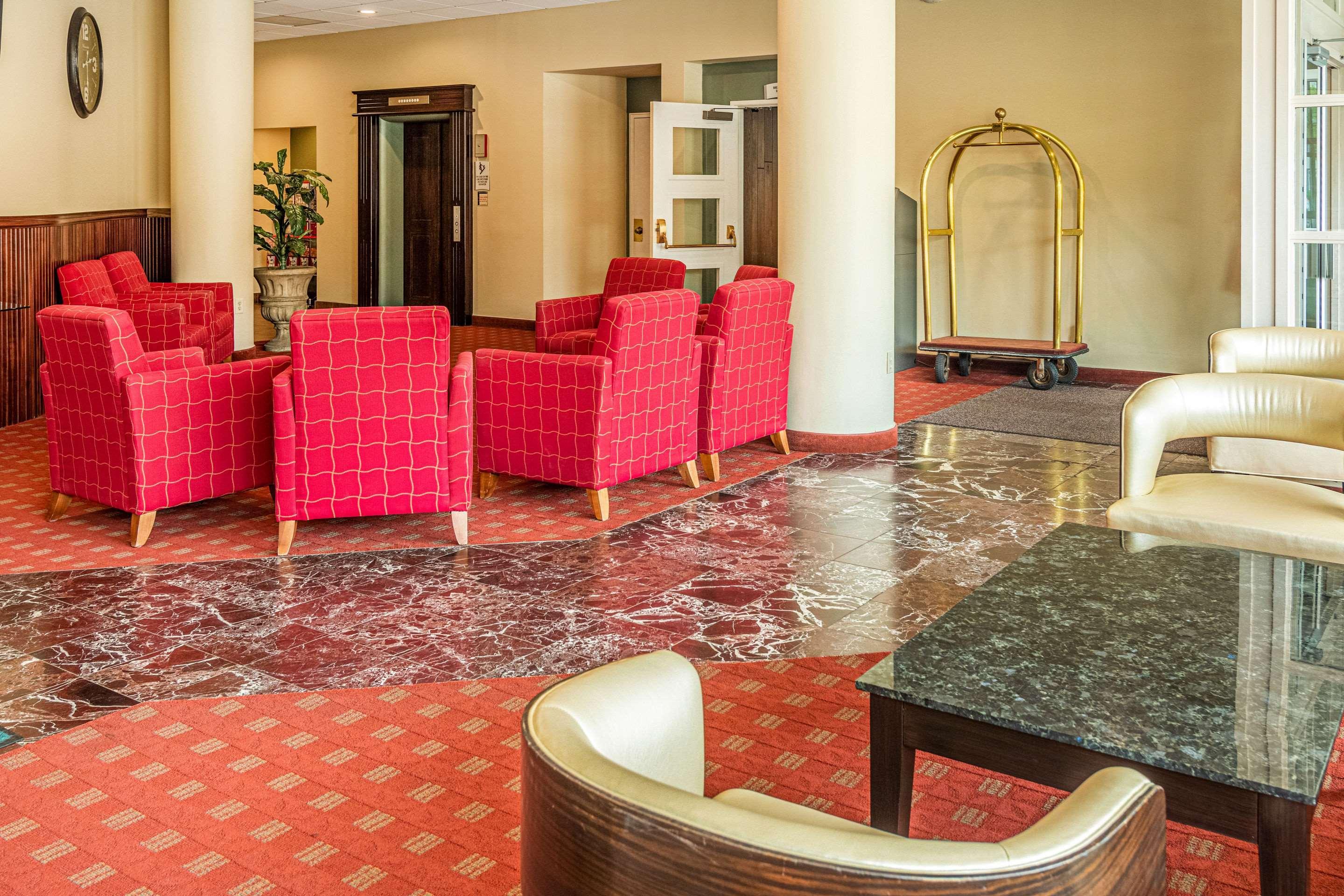 Quality Inn & Suites Virginia Extérieur photo