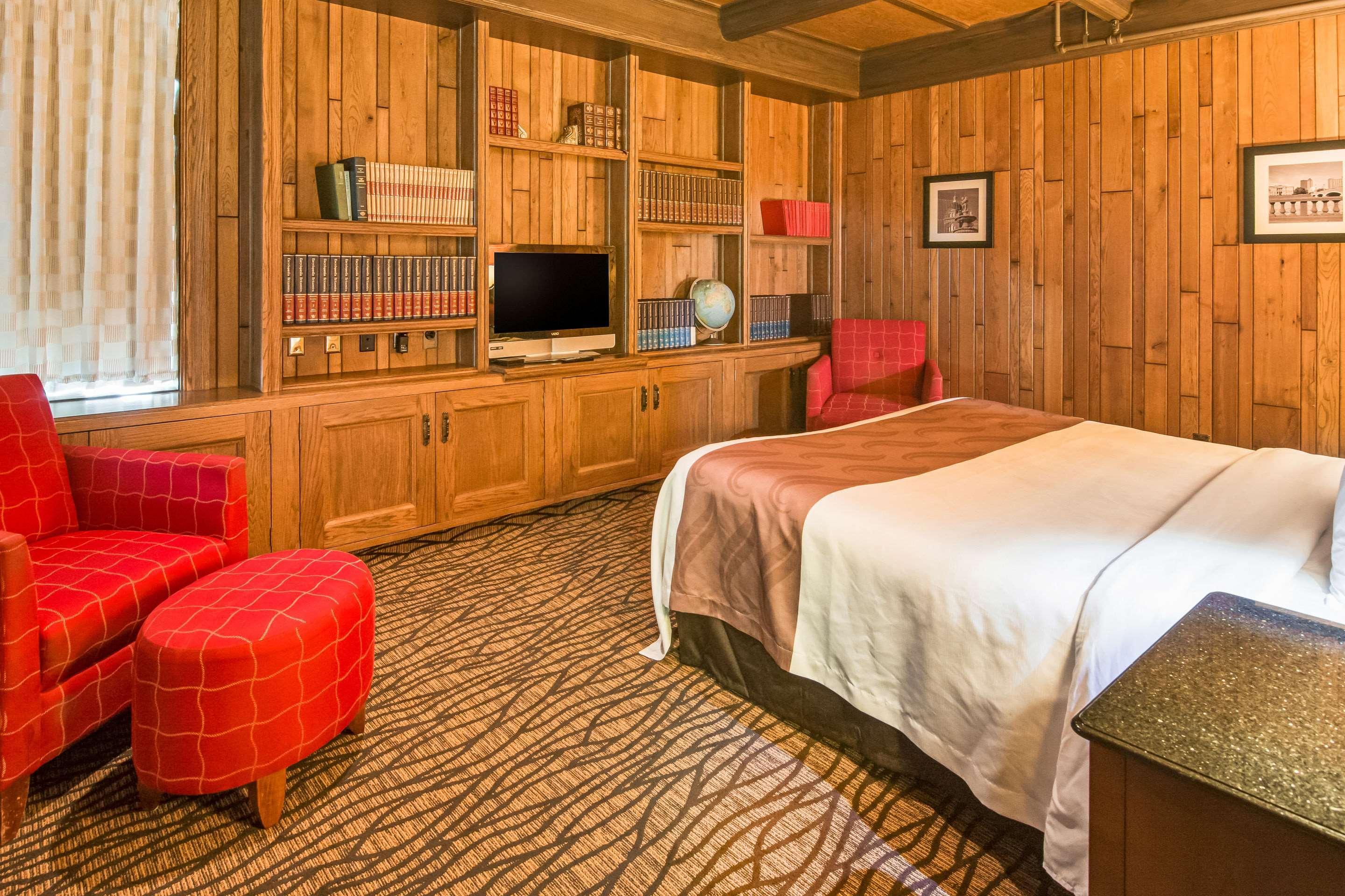 Quality Inn & Suites Virginia Extérieur photo