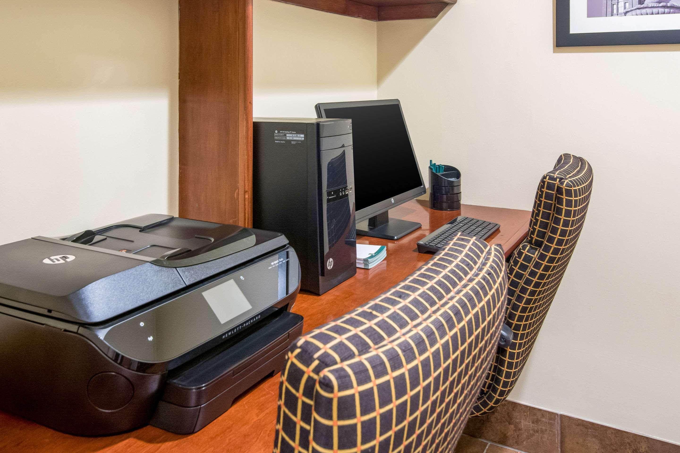 Quality Inn & Suites Virginia Extérieur photo