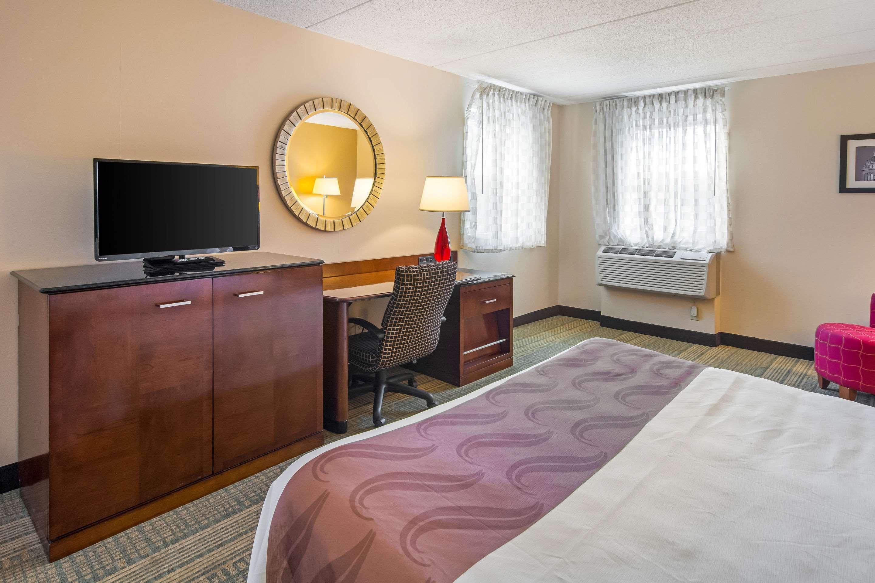 Quality Inn & Suites Virginia Extérieur photo
