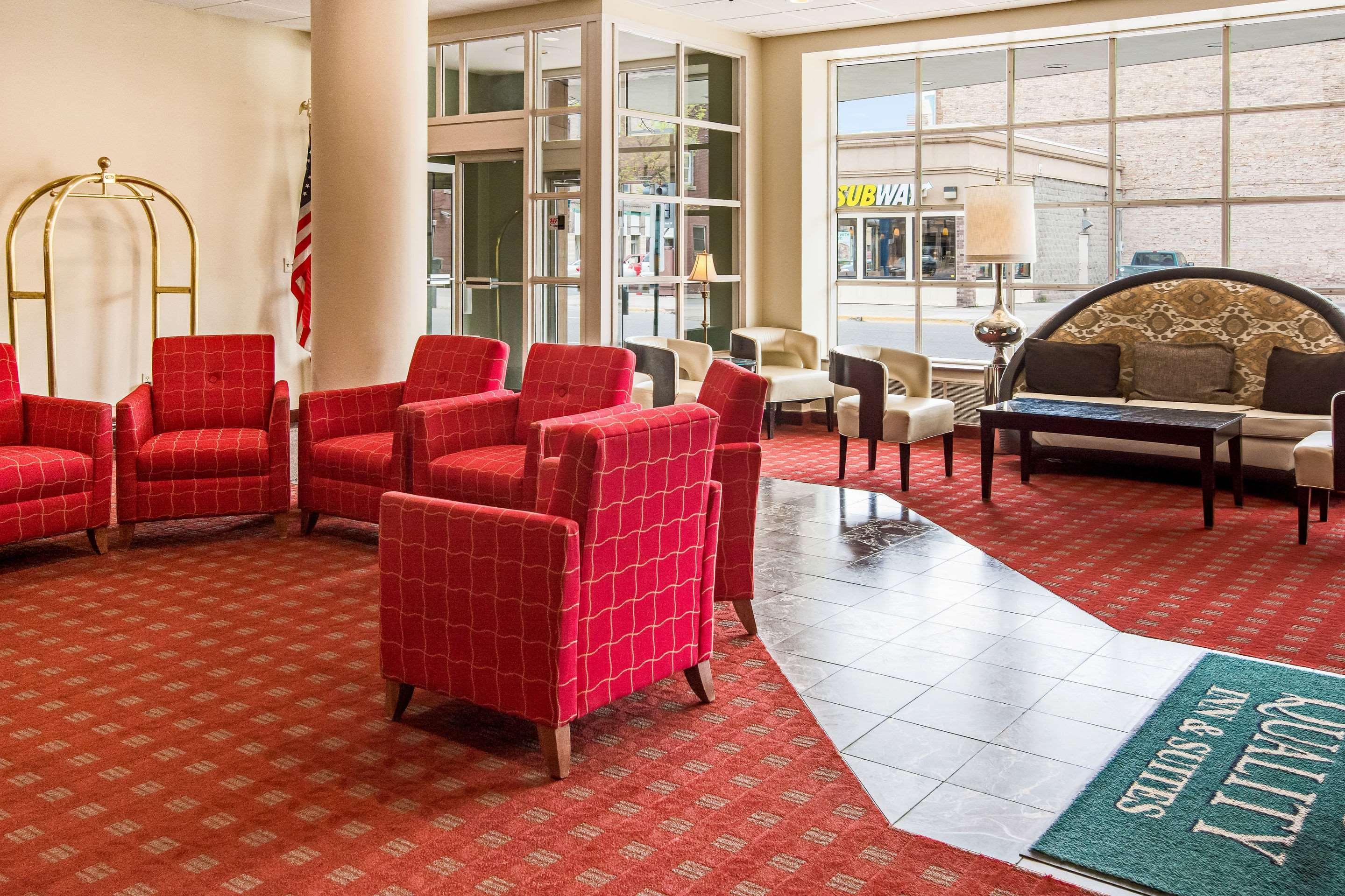 Quality Inn & Suites Virginia Extérieur photo