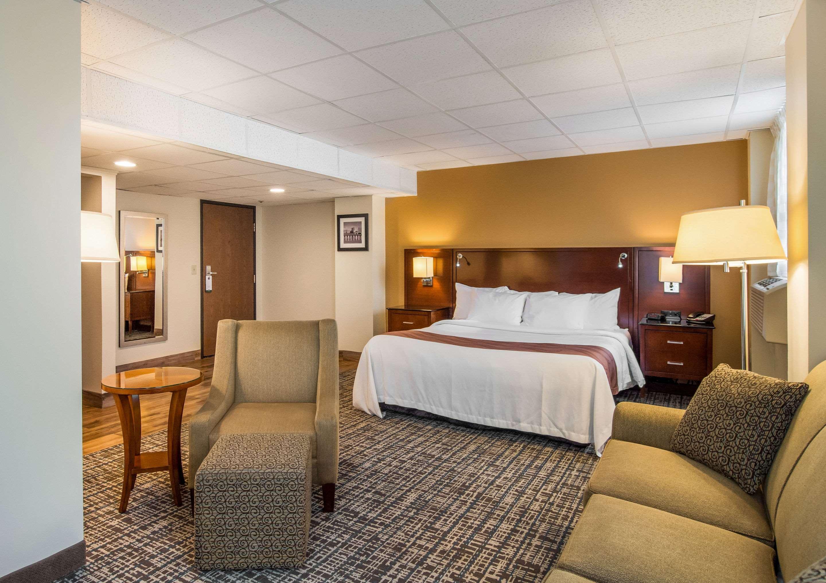 Quality Inn & Suites Virginia Extérieur photo